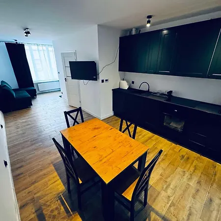 Dabrowszczakow Апартаменты Ольштын